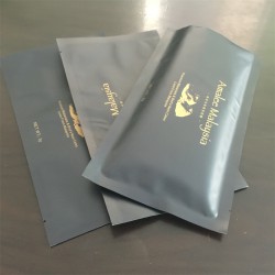 專業(yè)供應(yīng)高檔化妝品包裝袋、純鋁面膜包裝袋、三邊封鋁箔袋