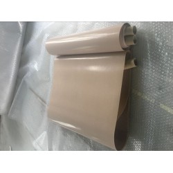 廠家直銷鐵氟龍輸送帶、復(fù)合帶、封口機(jī)帶及各種規(guī)格無縫帶